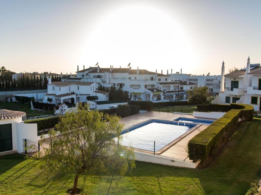 Joia Da Gale House - Pool And Garden & Bbq & Gale Beach Albufeira Exteriör bild